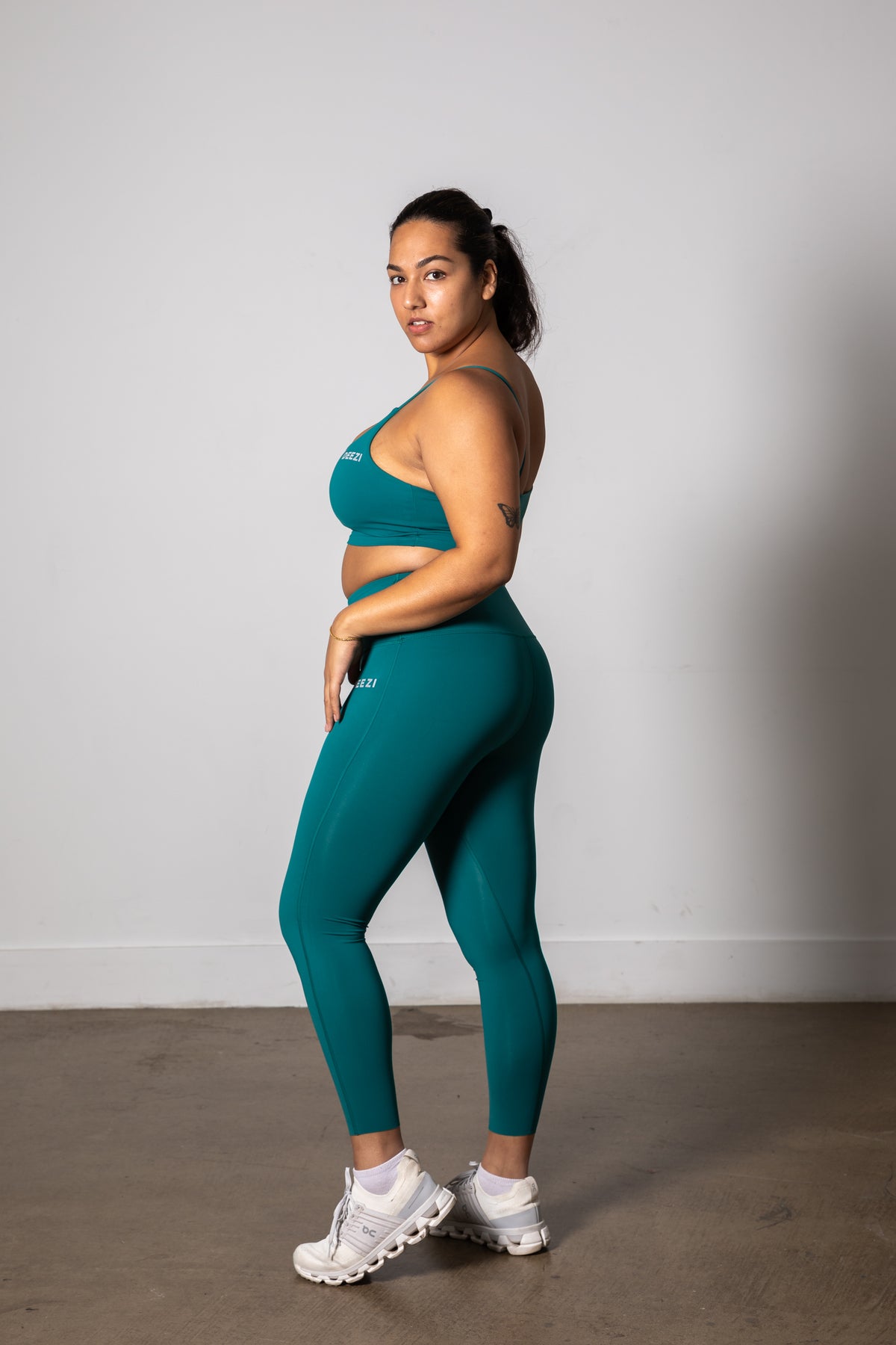 Evolve Crop Teal